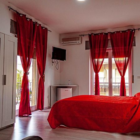 Bed End Breakfast Mediterraneo Scalea Bagian luar foto